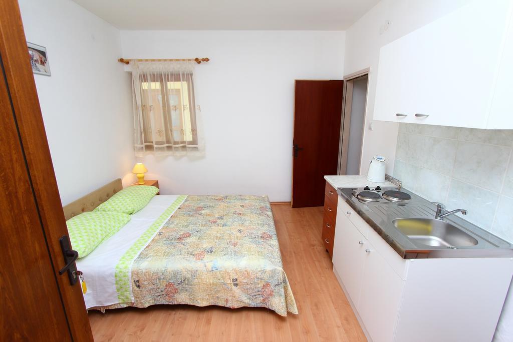 Apartments Antolovic Rovinj Oda fotoğraf